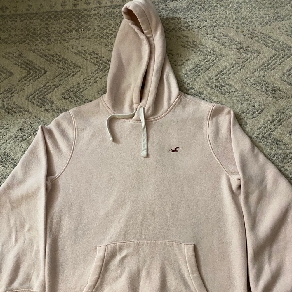 Hollister must have hoodie